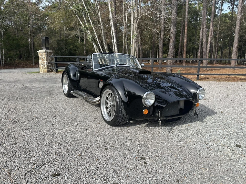 Shelby Cobra Replica - Image 14 of 31