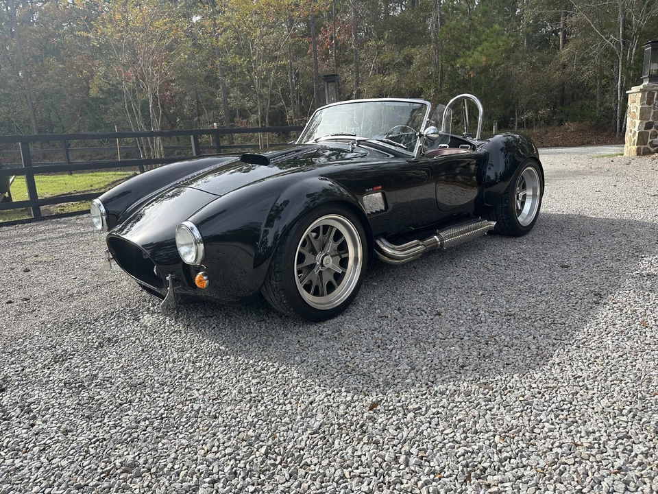 Shelby Cobra Replica - Image 3 of 31