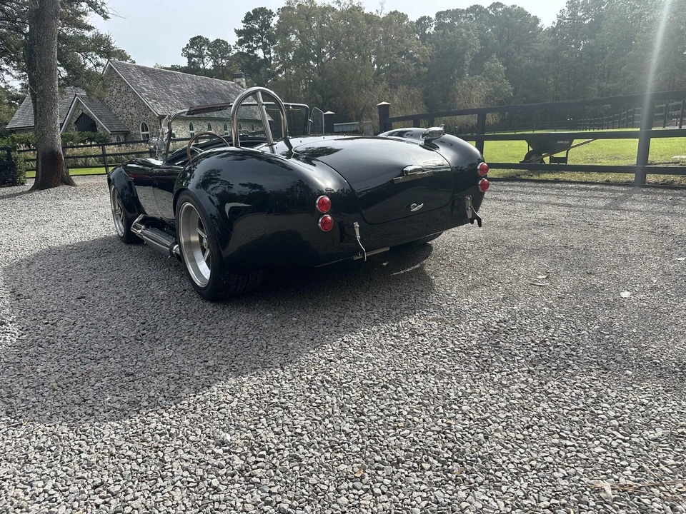 Shelby Cobra Replica - Image 6 of 31