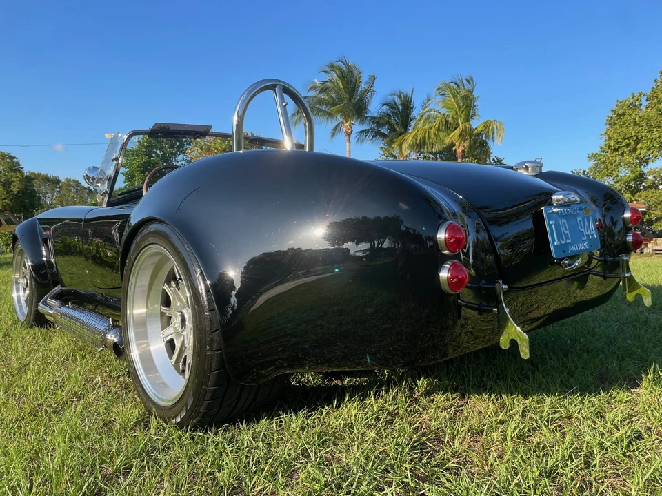 Shelby Cobra Replica - Image 31 of 31
