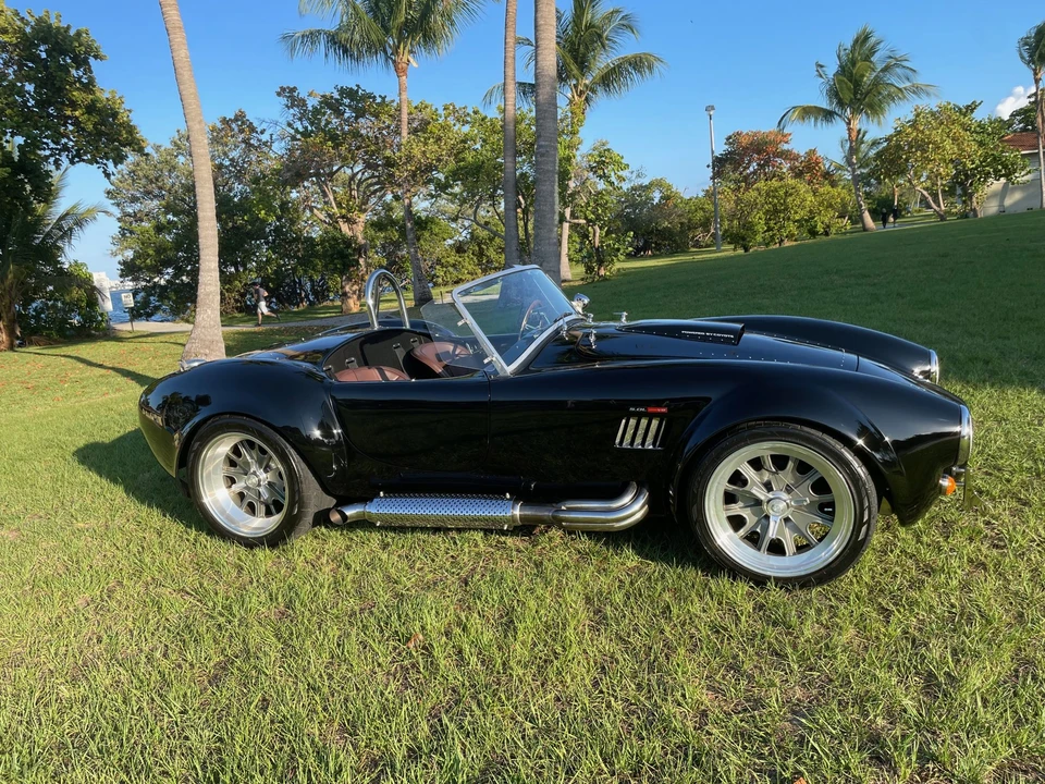 Shelby Cobra Replica - Image 13 of 31