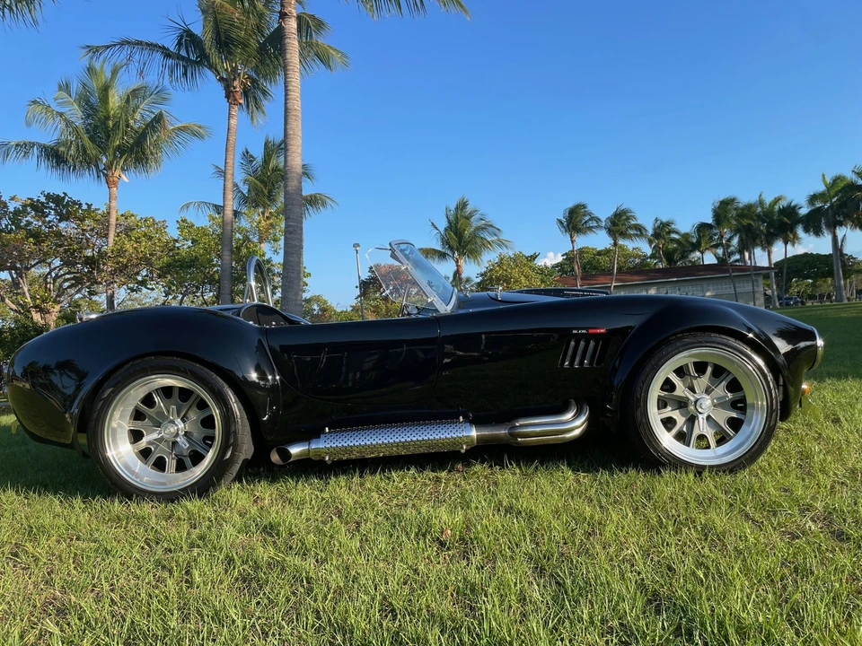 Shelby Cobra Replica - Image 14 of 31