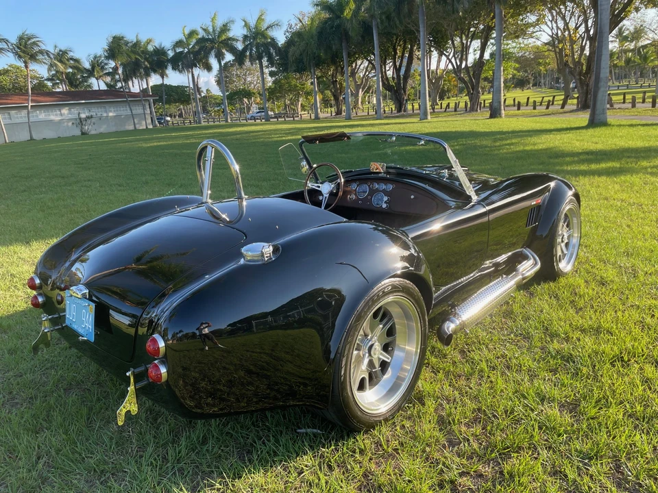 Shelby Cobra Replica - Image 19 of 31