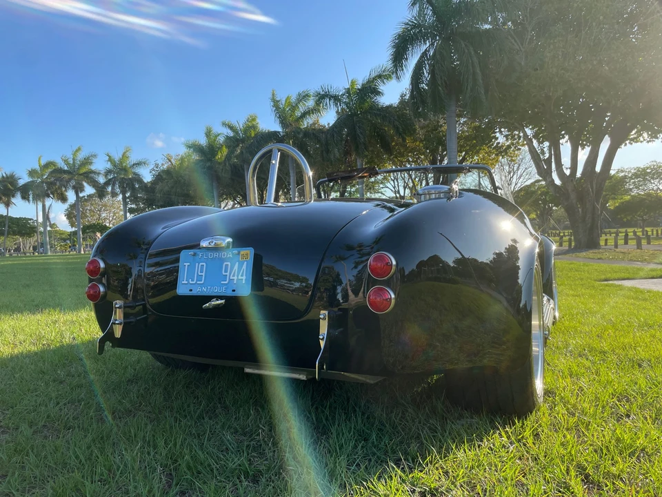 Shelby Cobra Replica - Image 24 of 31