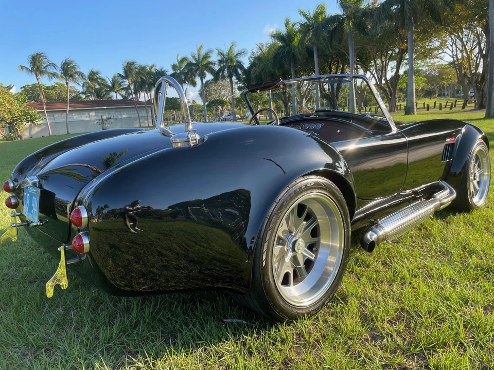 Shelby Cobra Replica - Image 20 of 31