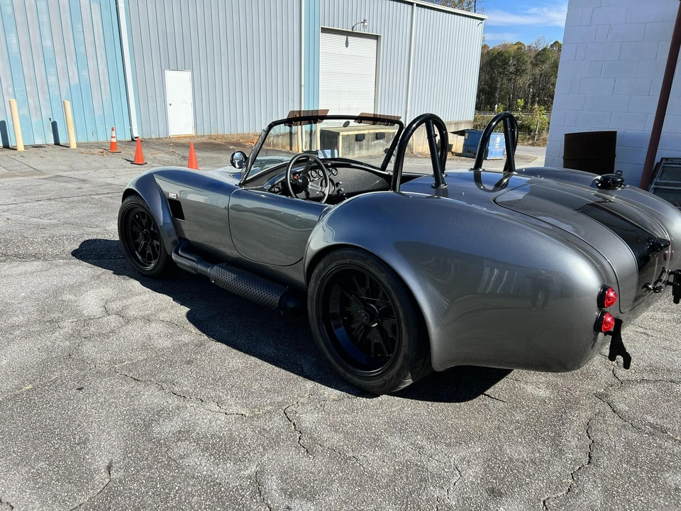 Shelby Cobra Replica - Image 16 of 31