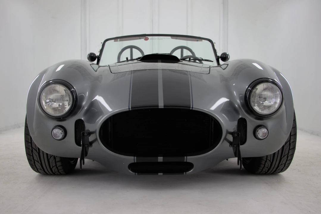 Shelby Cobra Replica - Image 29 of 31