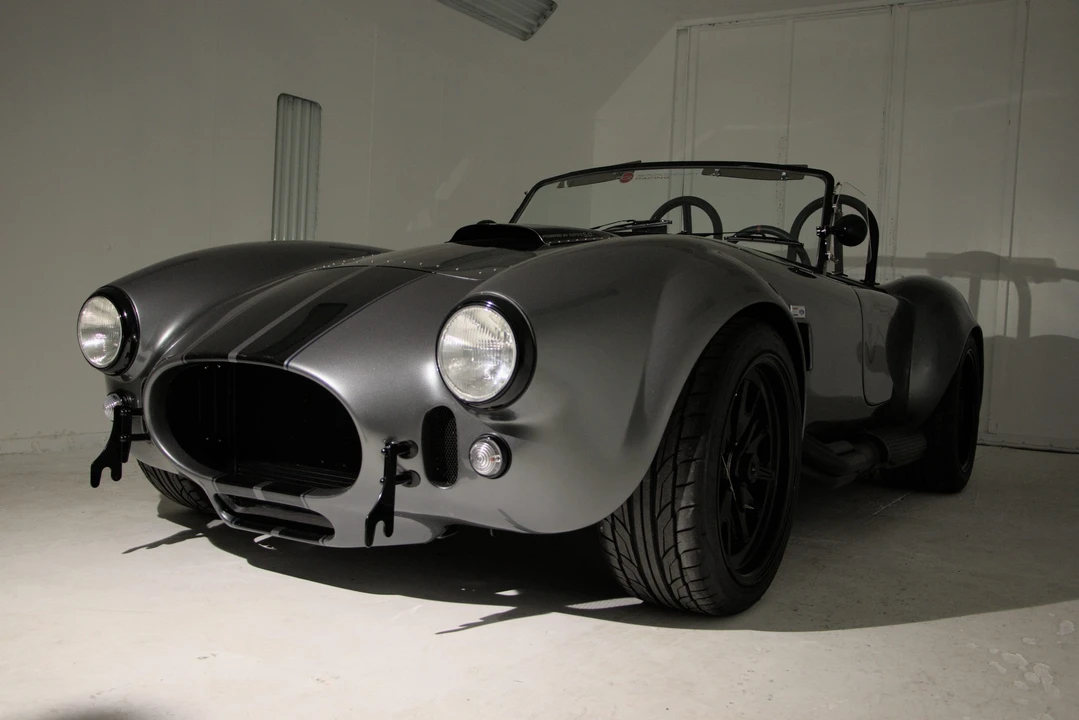 Shelby Cobra Replica - Image 28 of 31