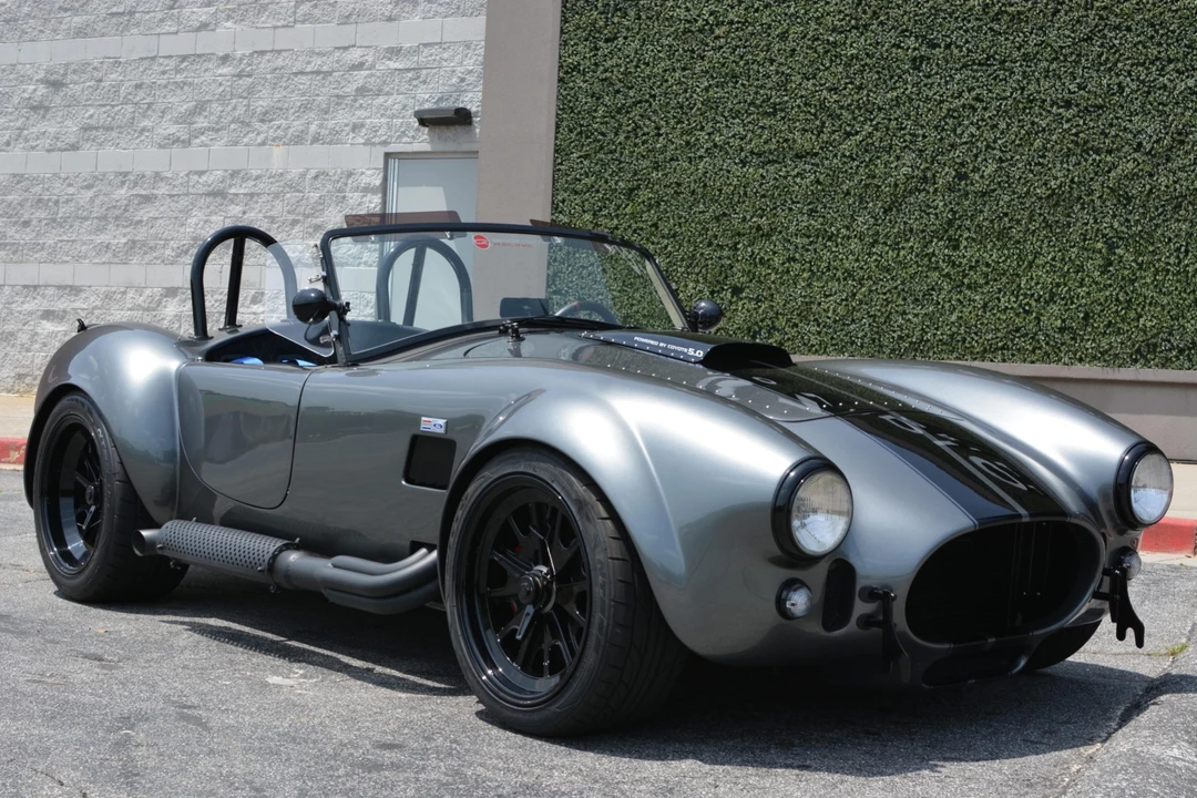 Shelby Cobra Replica - Image 3 of 31