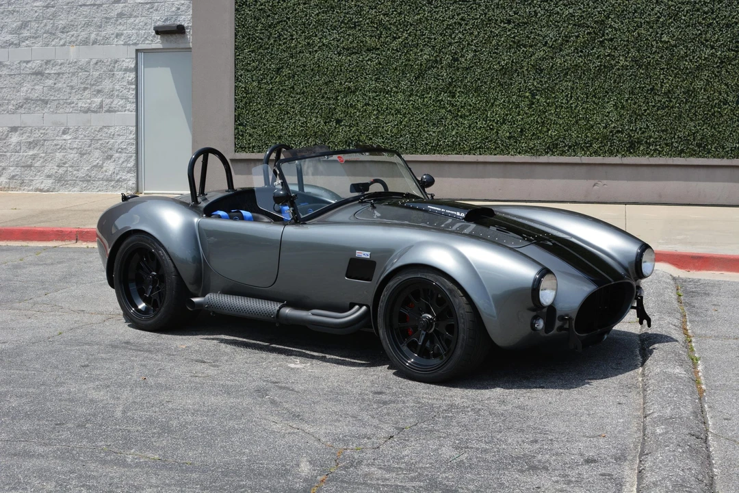 Shelby Cobra Replica - Image 22 of 31