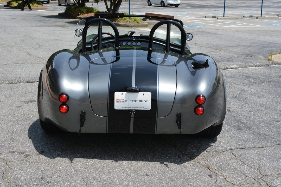 Shelby Cobra Replica - Image 18 of 31