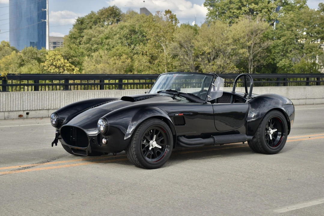 Shelby Cobra Replica - Image 19 of 31