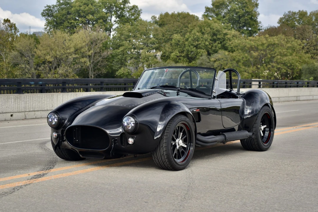 Shelby Cobra Replica - Image 18 of 31
