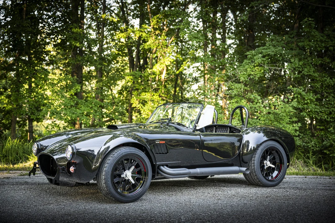 Shelby Cobra Replica - Image 6 of 31