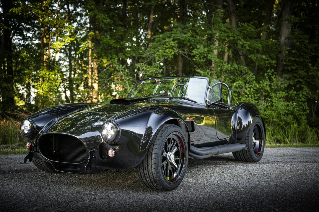 Shelby Cobra Replica - Image 5 of 31