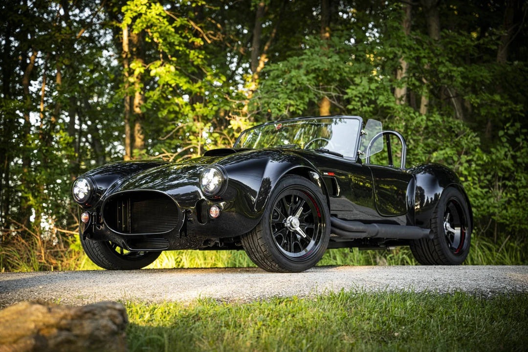 Shelby Cobra Replica - Image 4 of 31