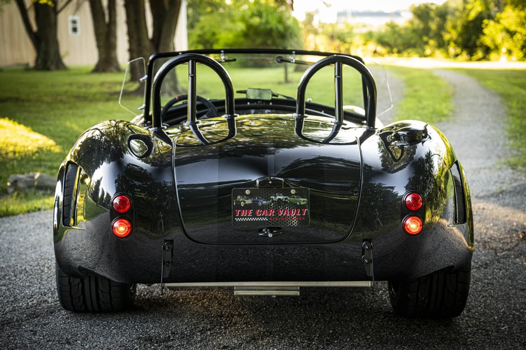 Shelby Cobra Replica - Image 12 of 31