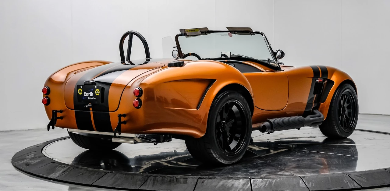 Shelby Cobra Replica - Image 14 of 31