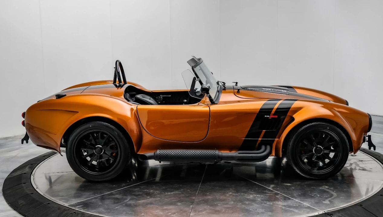 Shelby Cobra Replica - Image 16 of 31