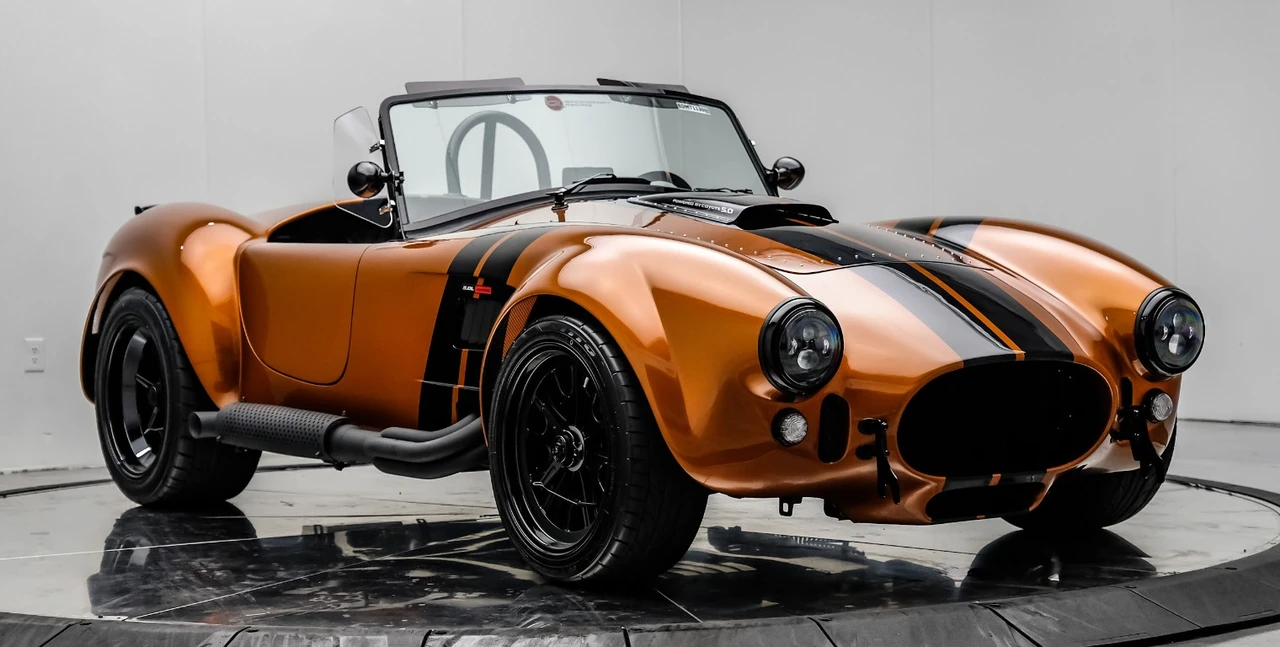 Shelby Cobra Replica - Image 17 of 31
