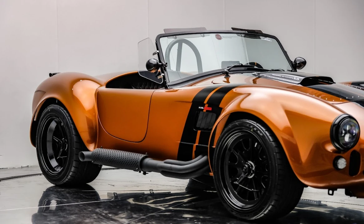 Shelby Cobra Replica - Image 24 of 31