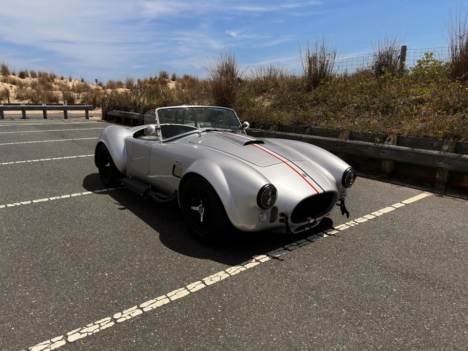Shelby Cobra Replica - Image 10 of 31