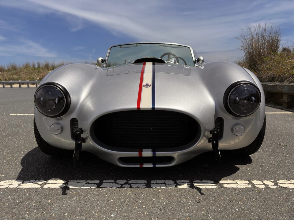 Shelby Cobra Replica - Image 8 of 31