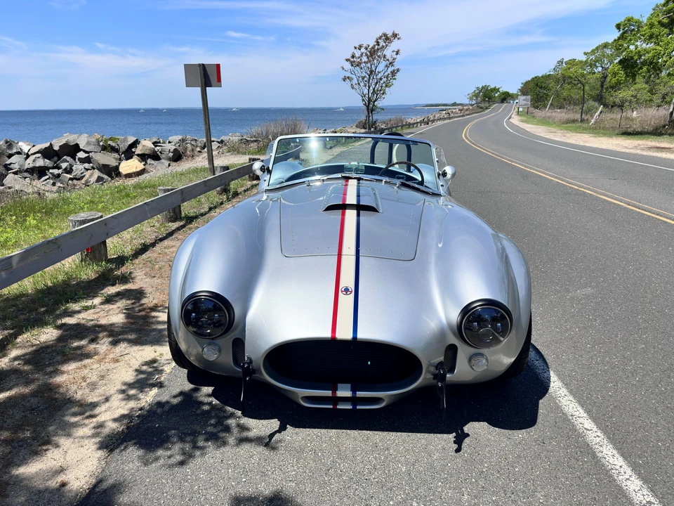 Shelby Cobra Replica - Image 5 of 31
