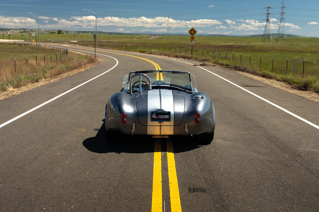 Shelby Cobra Replica - Image 5 of 31
