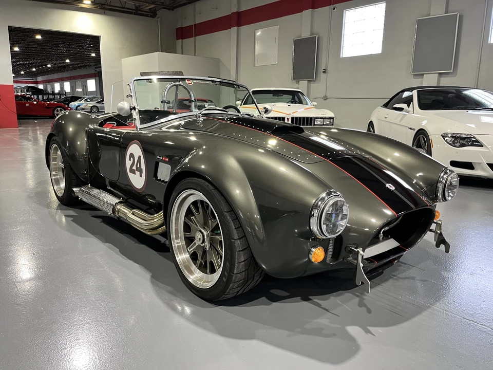 Shelby Cobra Replica - Image 12 of 31