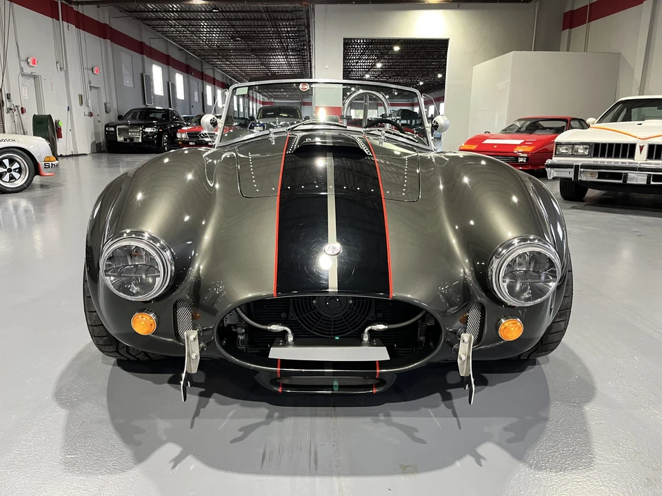 Shelby Cobra Replica - Image 16 of 31