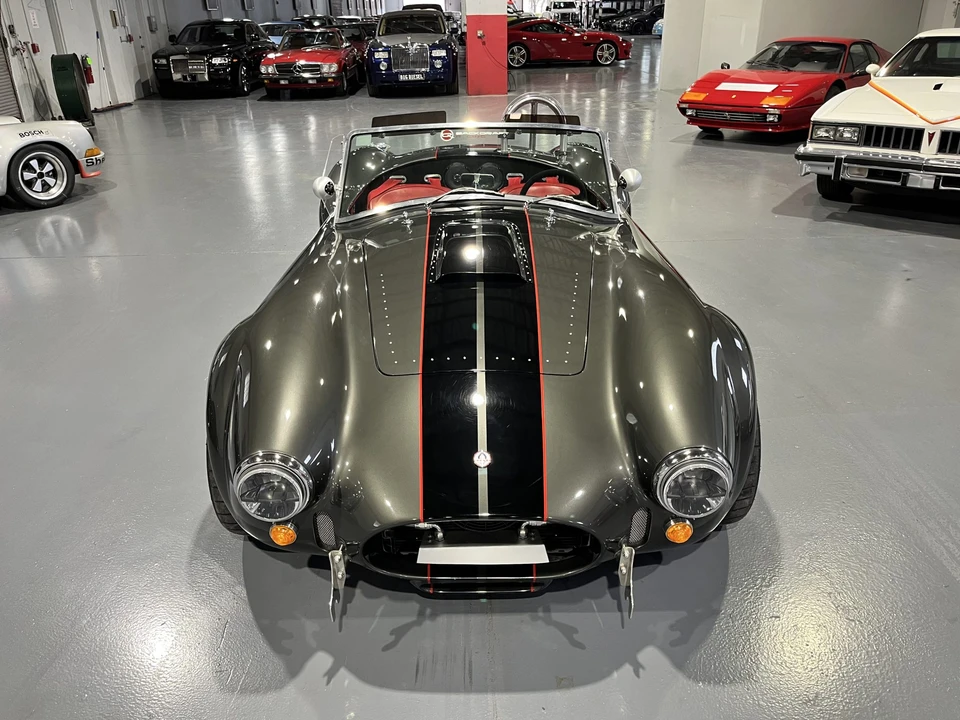 Shelby Cobra Replica - Image 15 of 31