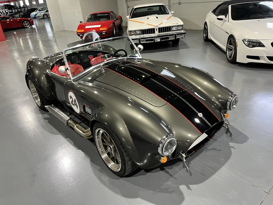Shelby Cobra Replica - Image 13 of 31