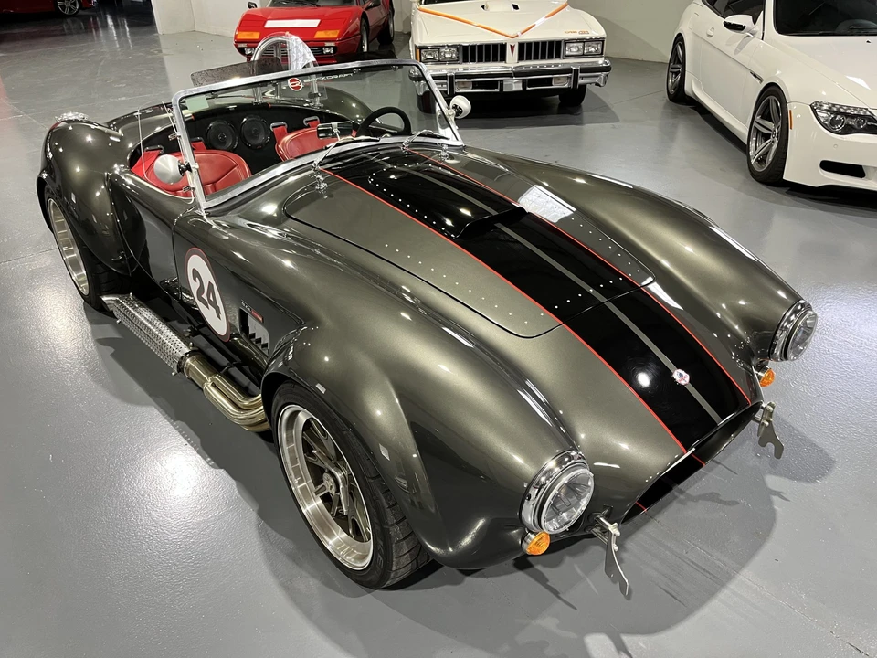 Shelby Cobra Replica - Image 14 of 31