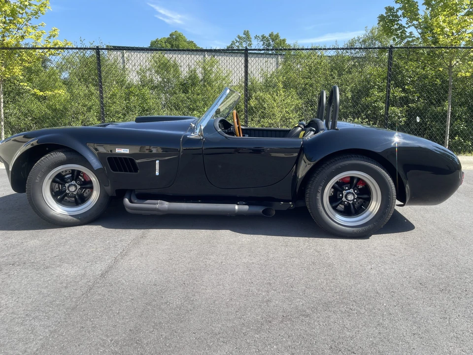 Shelby Cobra Replica - Image 7 of 29