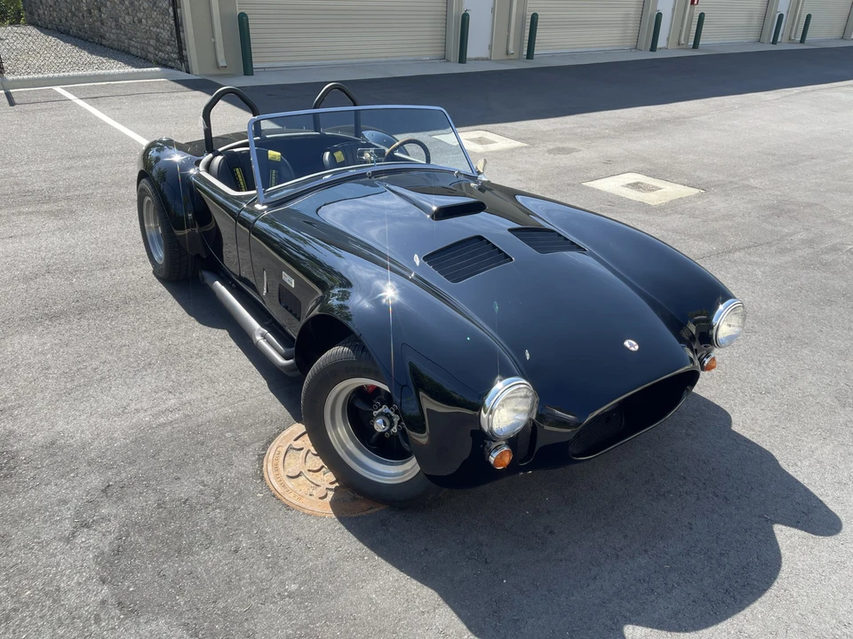 Shelby Cobra Replica - Image 3 of 29
