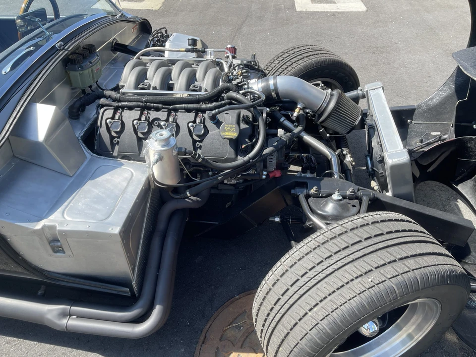 Shelby Cobra Replica - Image 15 of 29