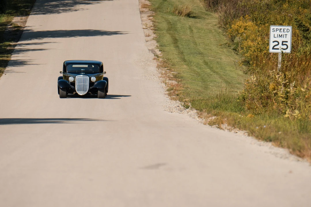 Ford Hot Rod - Image 24 of 31