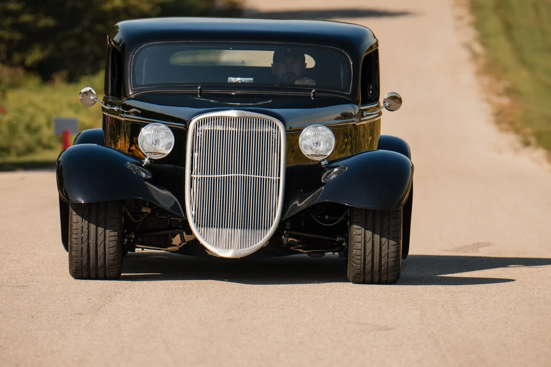 Ford Hot Rod - Image 28 of 31