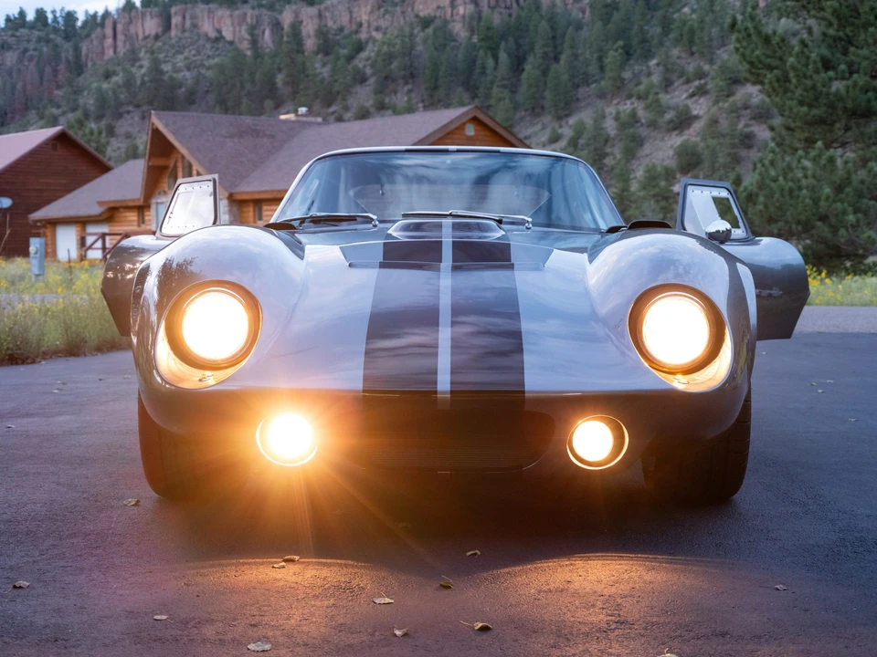 Shelby Daytona Replica - Image 2 of 31