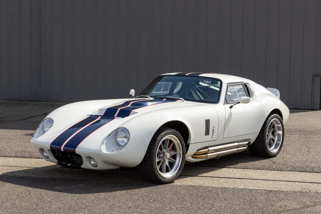 Shelby Daytona Replica - Image 2 of 31