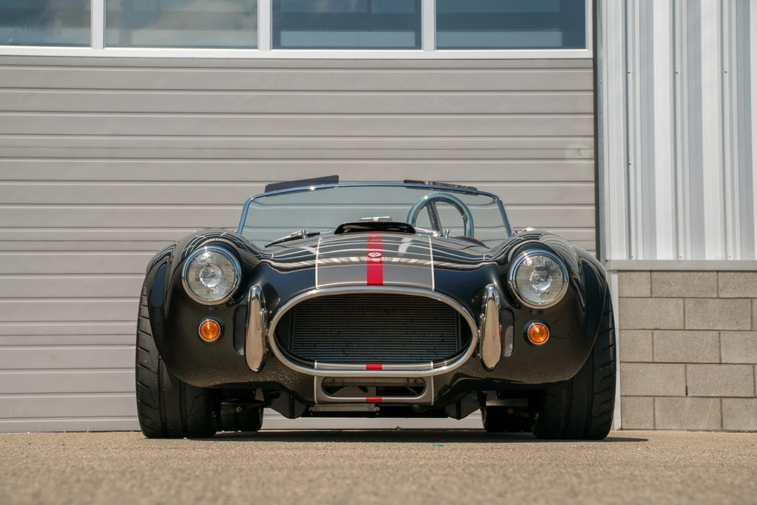 Shelby Cobra Replica - Image 16 of 31