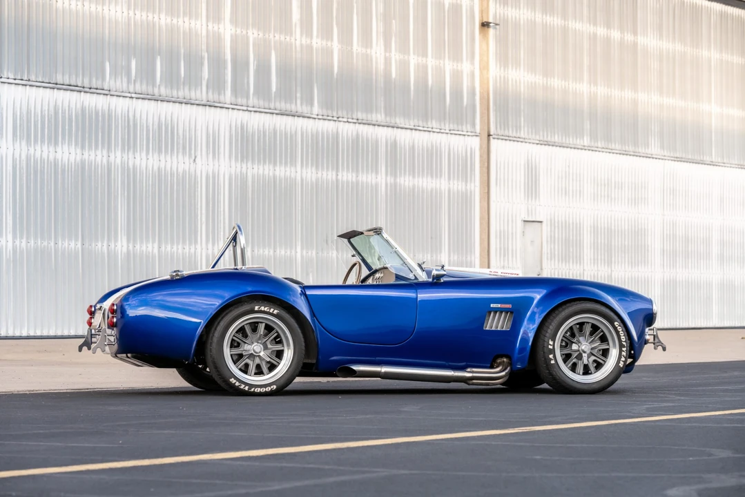 Shelby Cobra Replica - Image 20 of 31