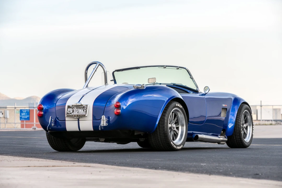 Shelby Cobra Replica - Image 21 of 31
