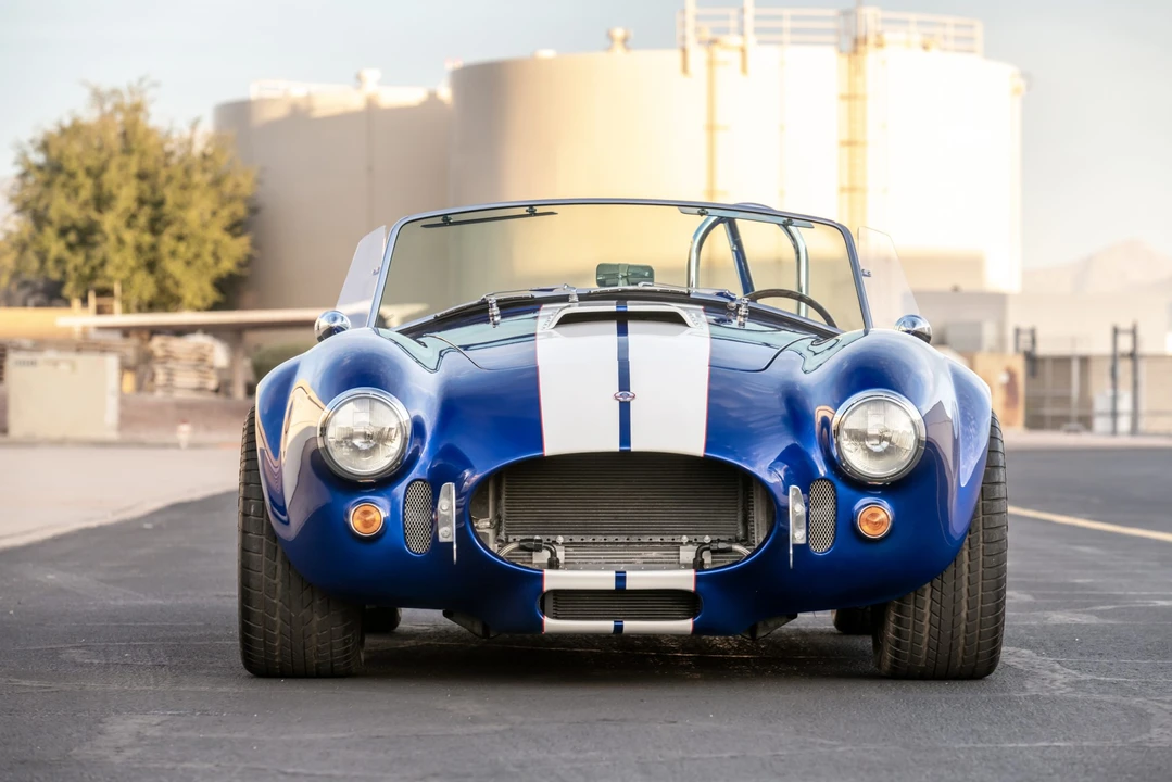 Shelby Cobra Replica - Image 8 of 31