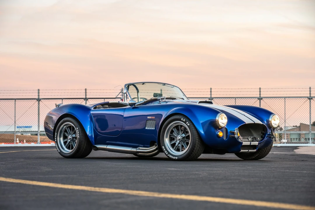Shelby Cobra Replica - Image 14 of 31