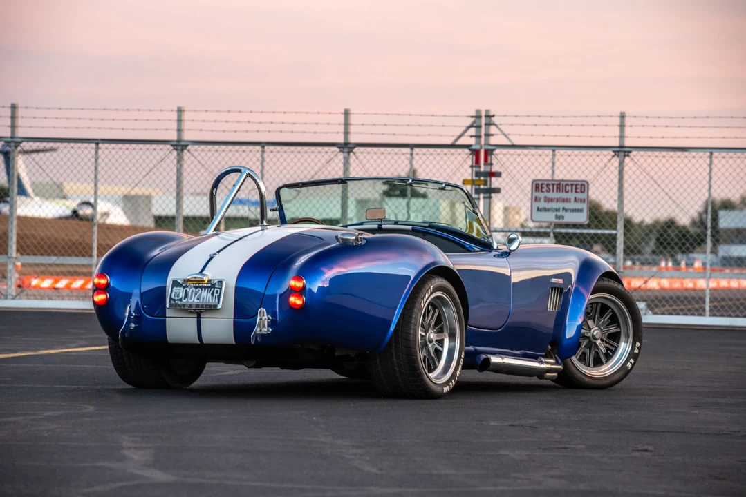 Shelby Cobra Replica - Image 25 of 31