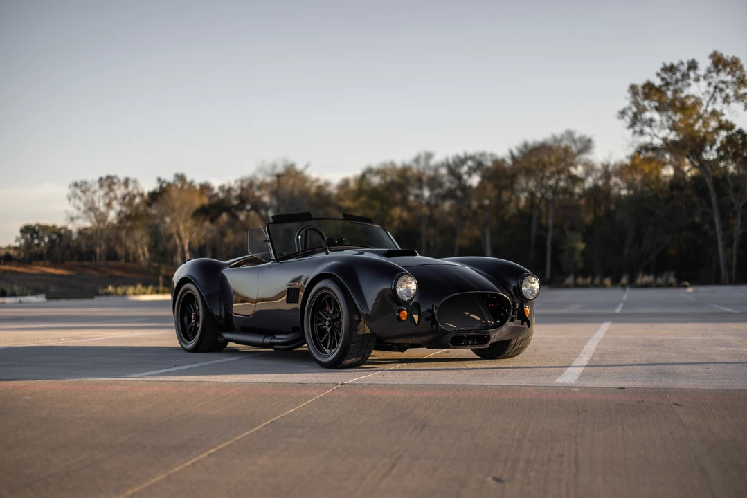 Shelby Cobra Replica - Image 6 of 31