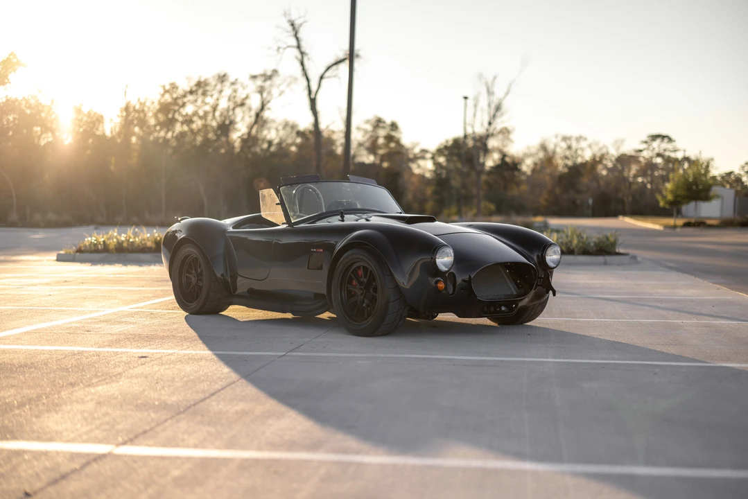 Shelby Cobra Replica - Image 10 of 31