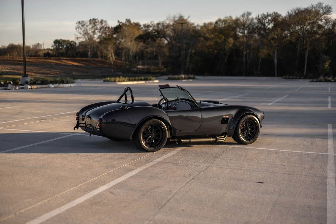 Shelby Cobra Replica - Image 20 of 31